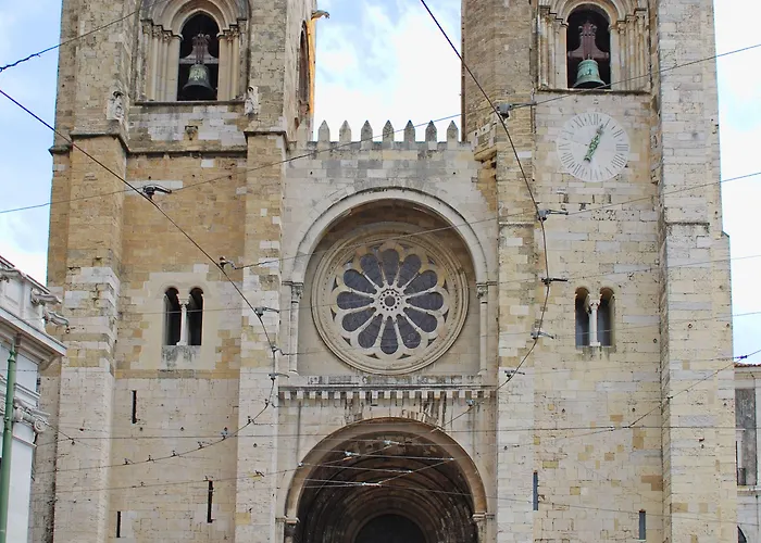 Отель Convento Do Salvador