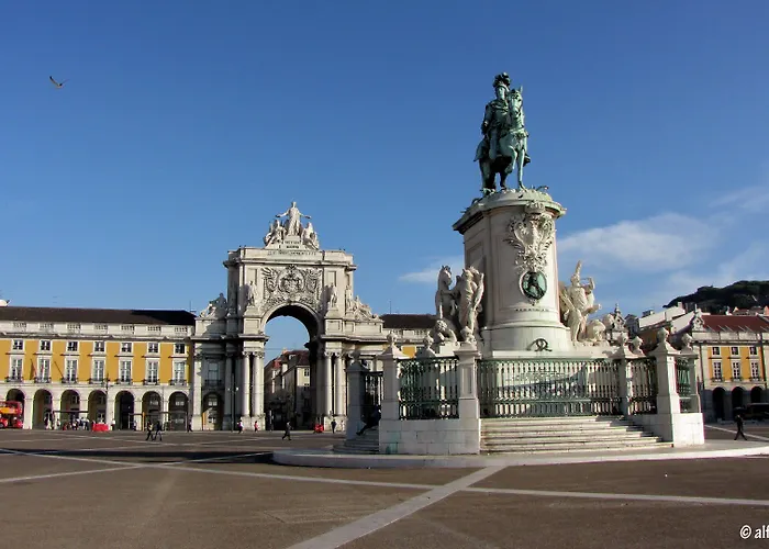 Отель Convento Do Salvador 3*