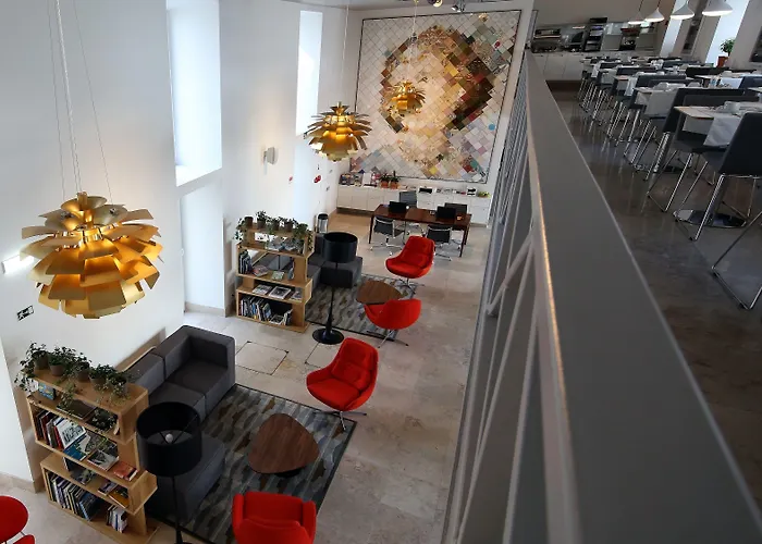 Convento Do Salvador Hotel 3*