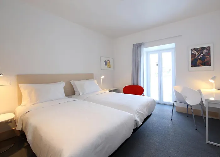 Convento Do Salvador Hotel 3*