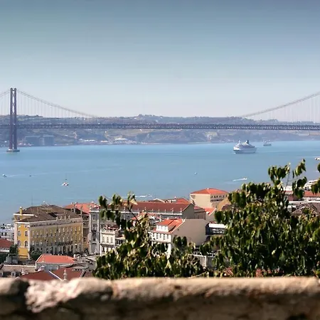 מלון Convento Do Salvador ליסבון