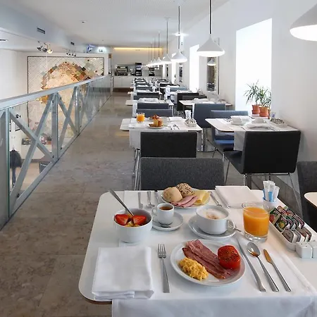 Convento Do Salvador 3* ליסבון